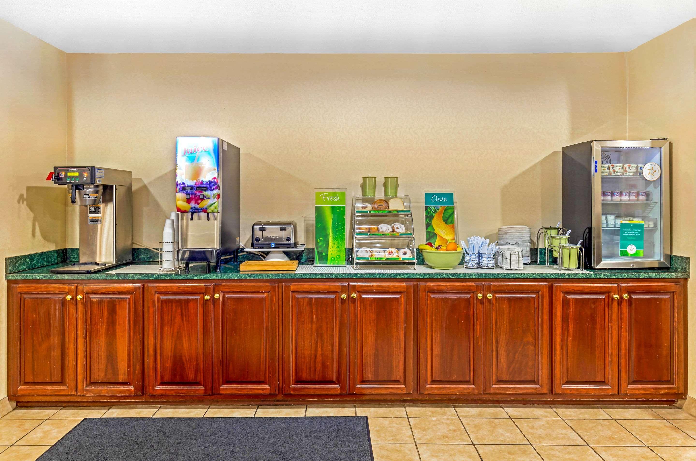 Quality Inn High Point - Archdale Екстер'єр фото