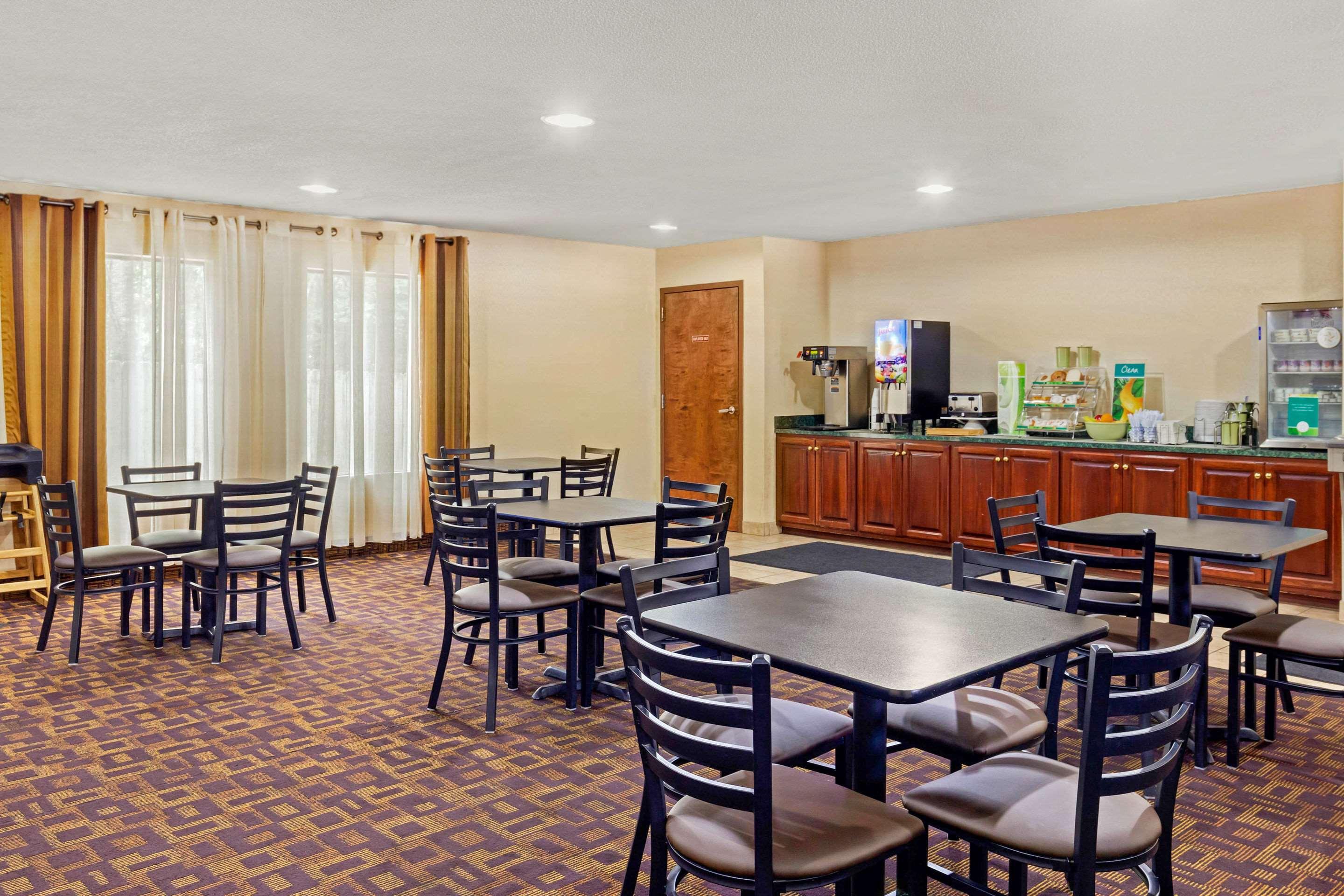 Quality Inn High Point - Archdale Екстер'єр фото
