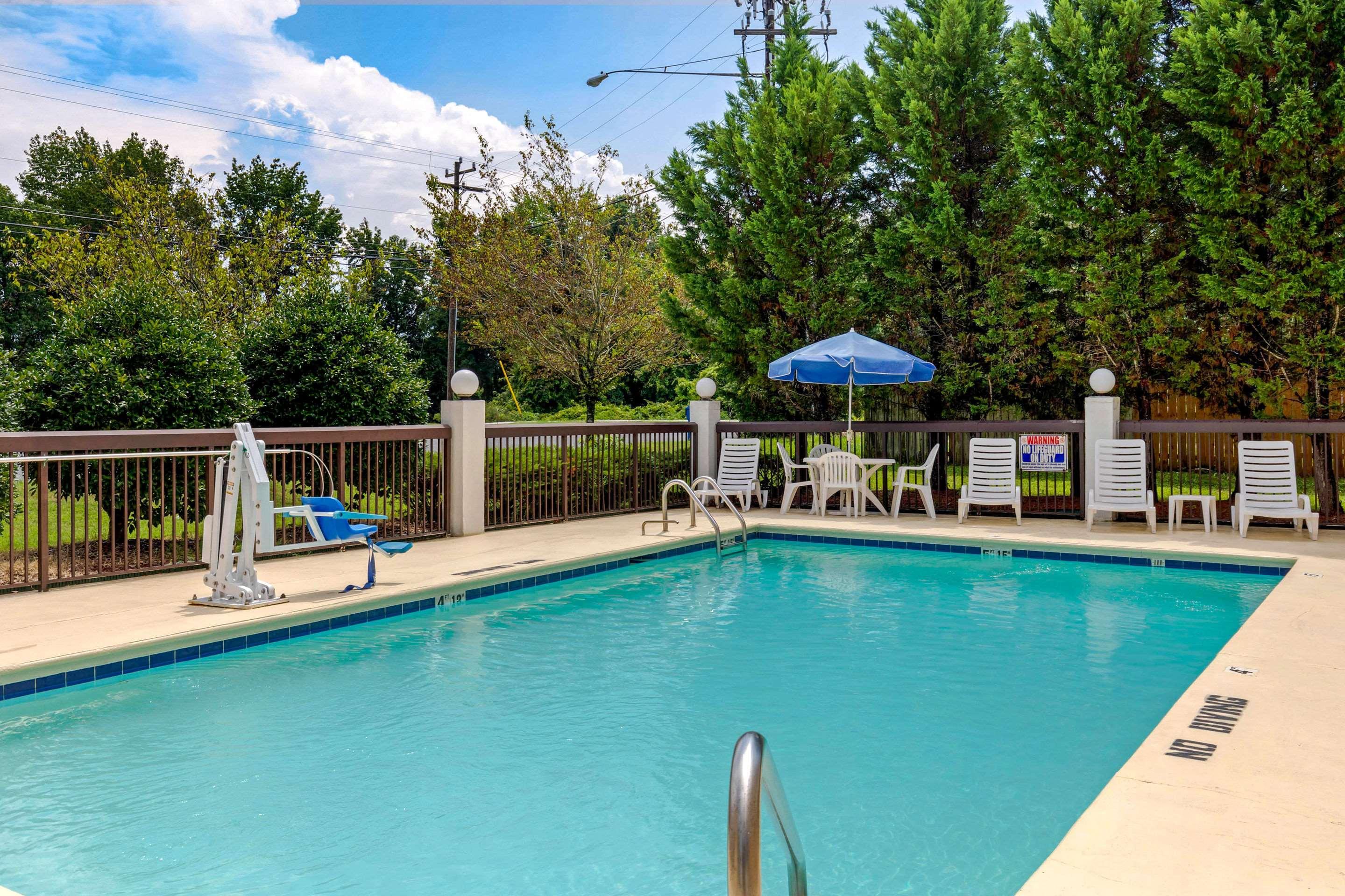 Quality Inn High Point - Archdale Екстер'єр фото